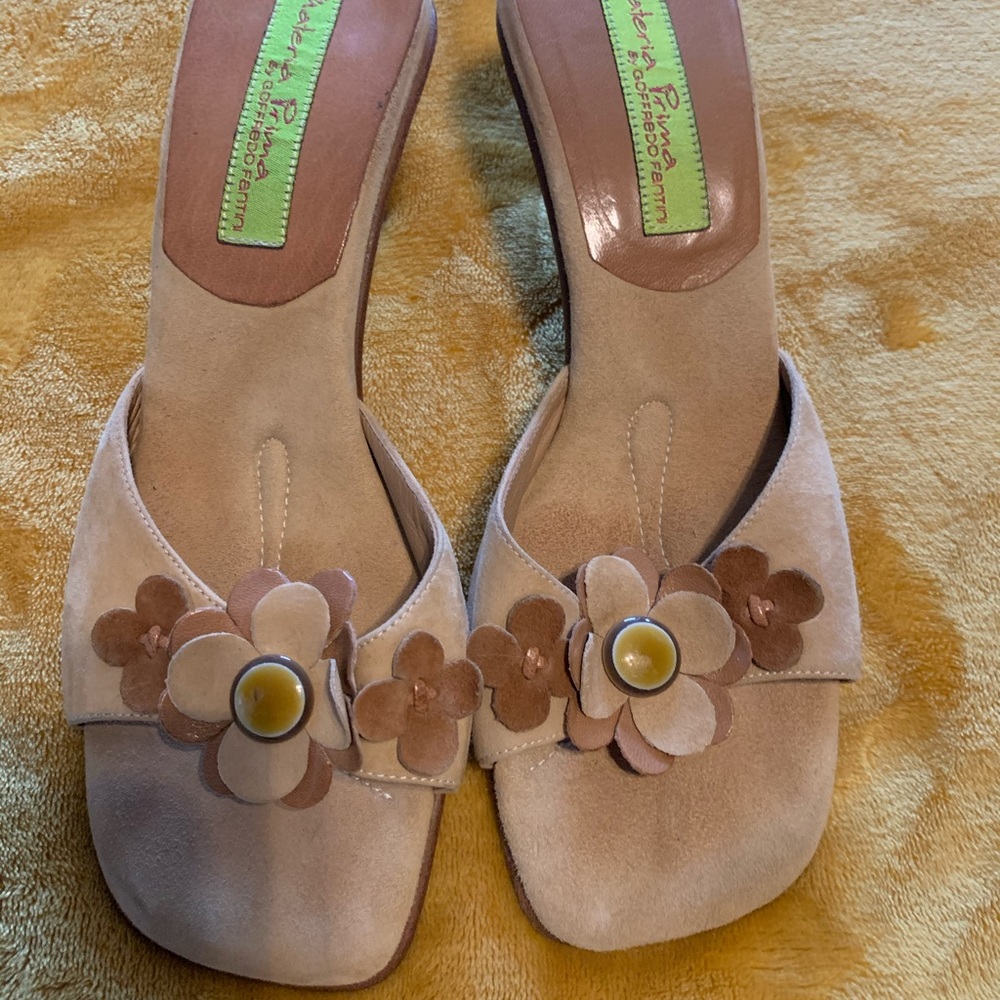 Summer shoes